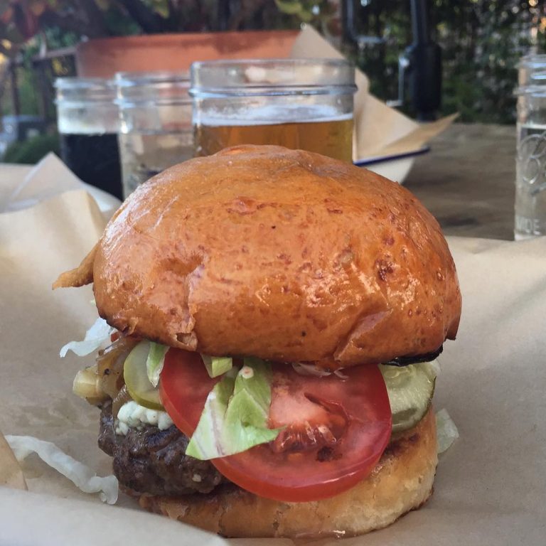 11906745 1634369413501340 989566692965498032 o 768x768