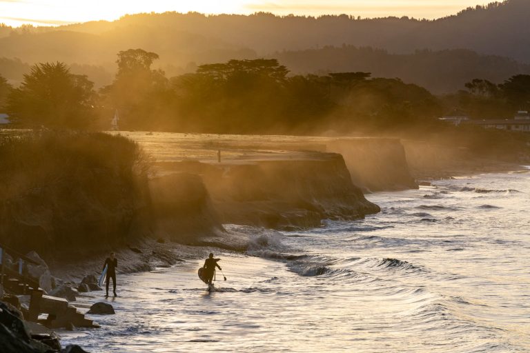 Surfers Beach 768x512