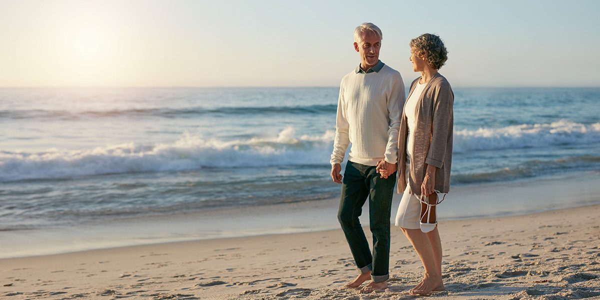seniors-at-beach