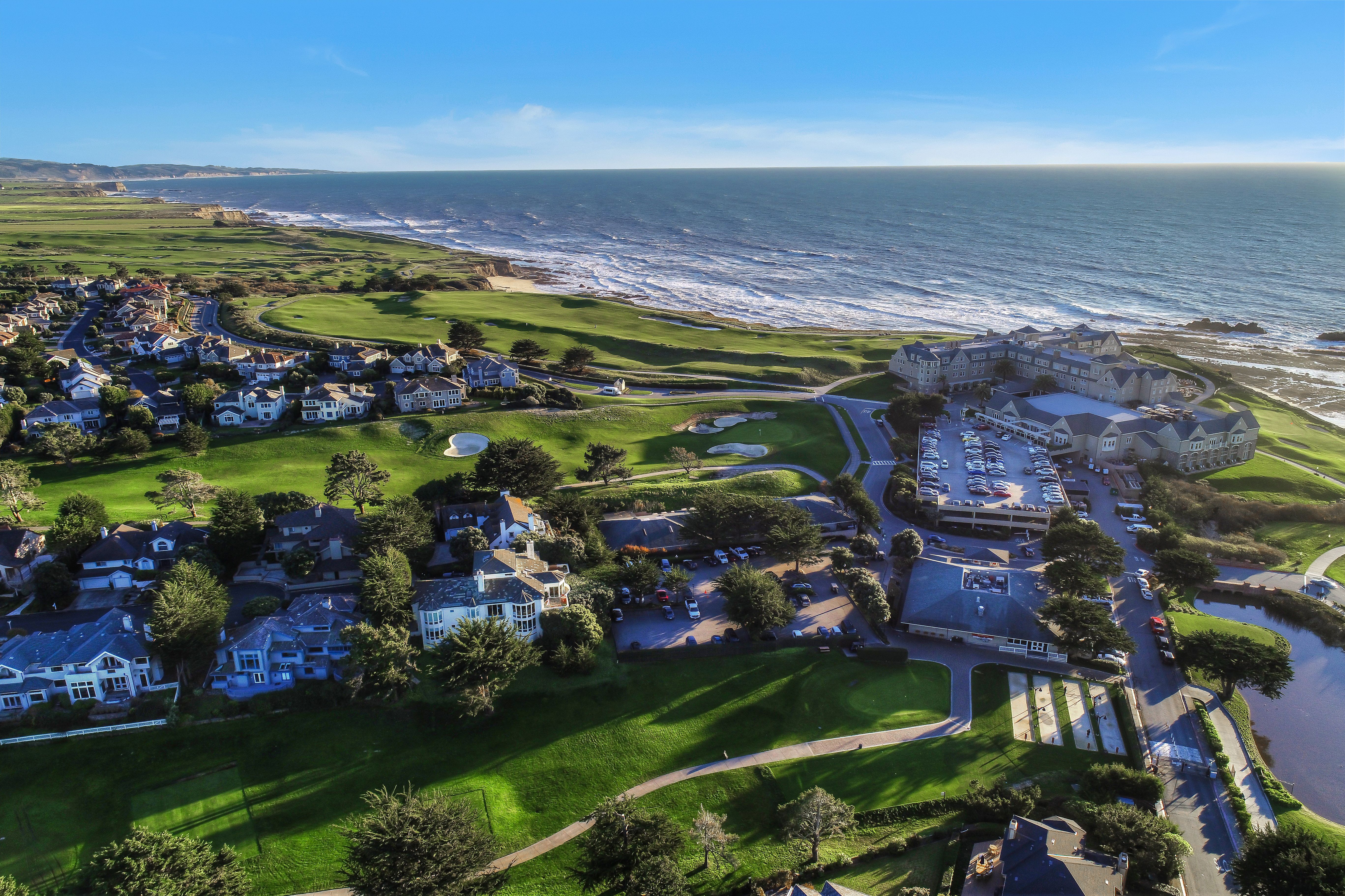 Half Moon Bay neighborhood