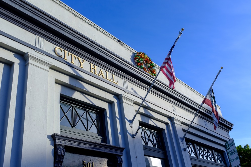 Half Moon Bay City Hall